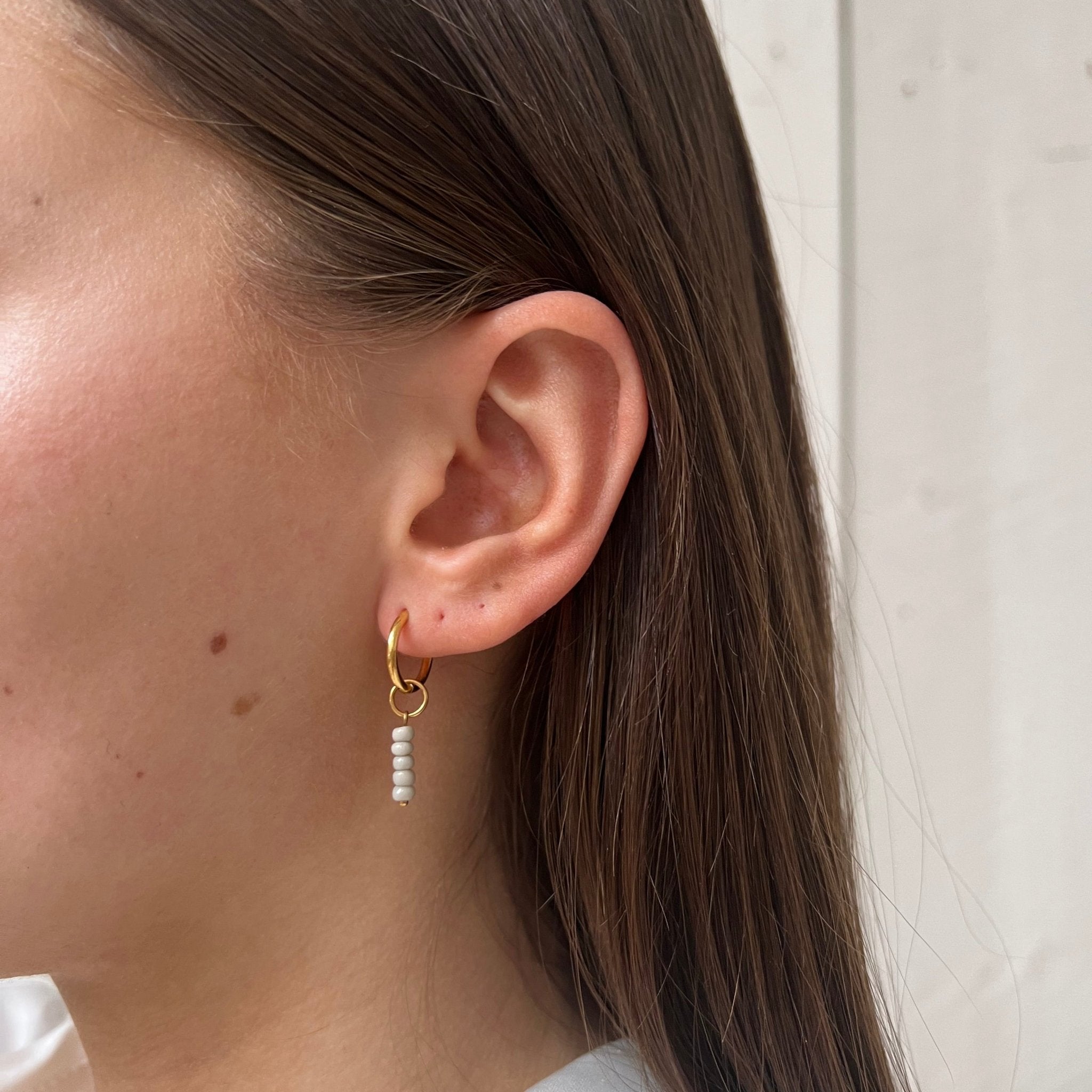 DYO Silk Grey Beads - ByNouck Jewelry DYO Silk Grey Beads - ByNouck Jewelry