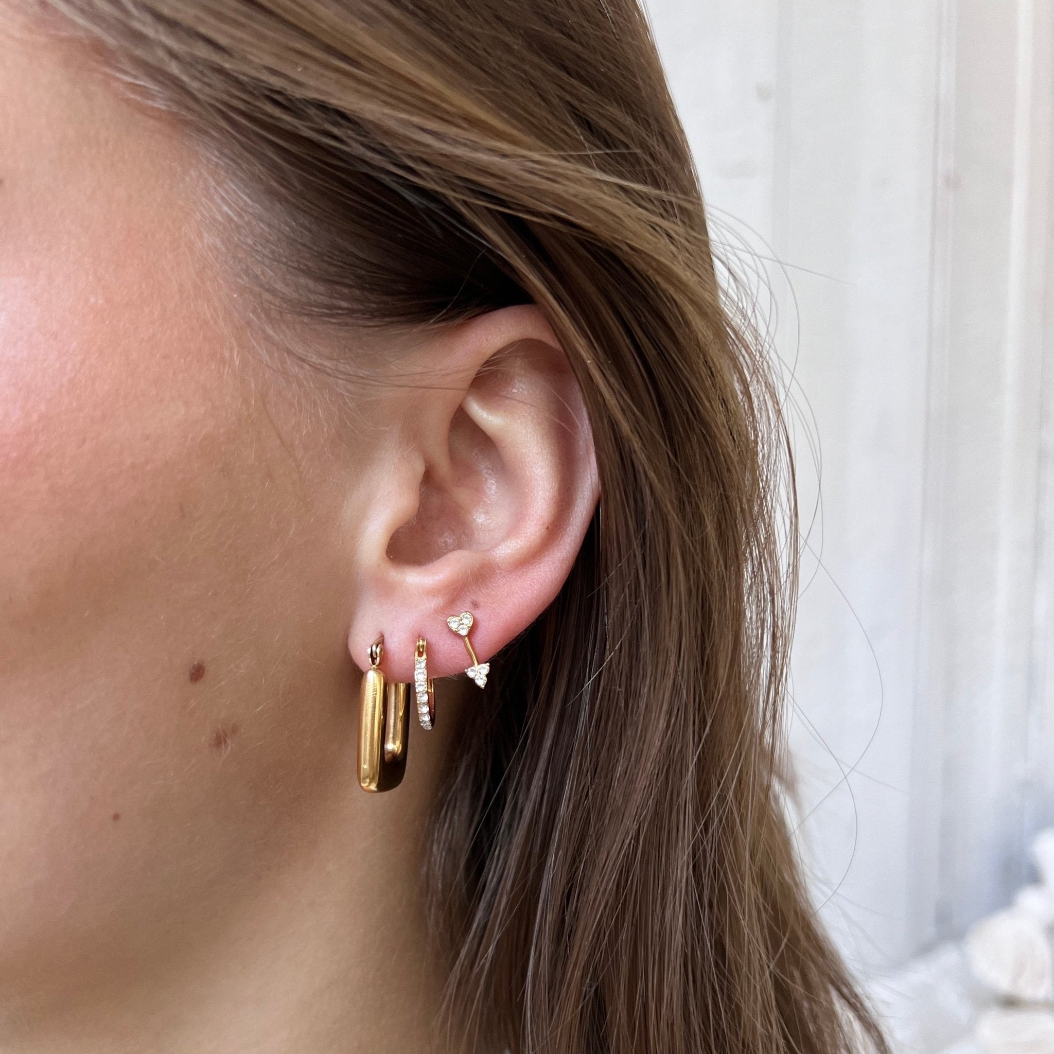 Earstud Arrow - ByNouck Jewelry Earstud Arrow - ByNouck Jewelry