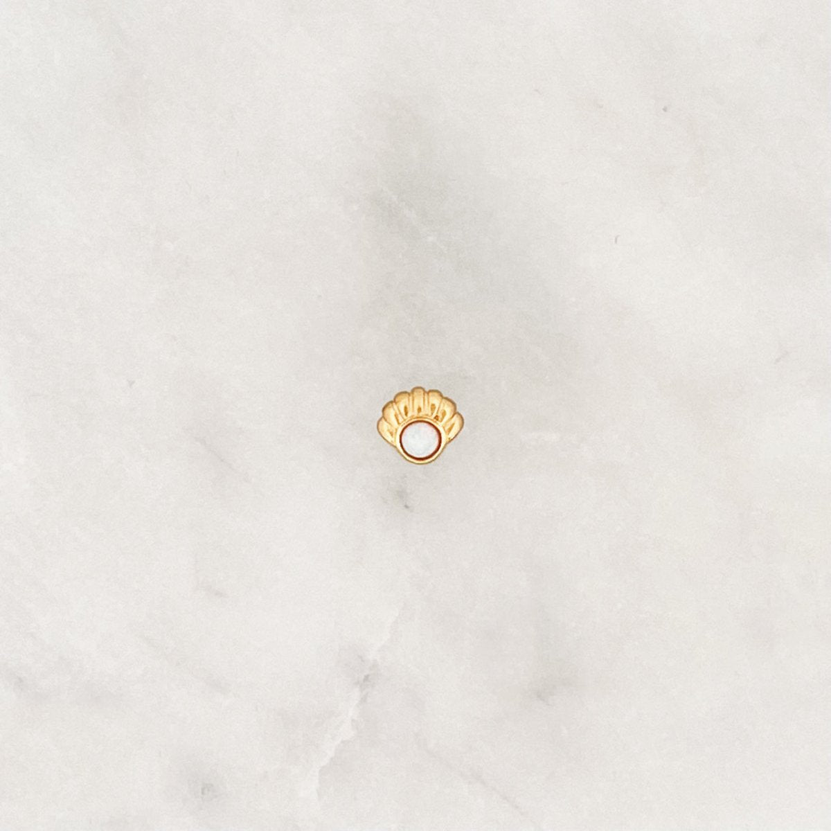 Earstud Opal Shell - ByNouck Jewelry Earstud Opal Shell - ByNouck Jewelry