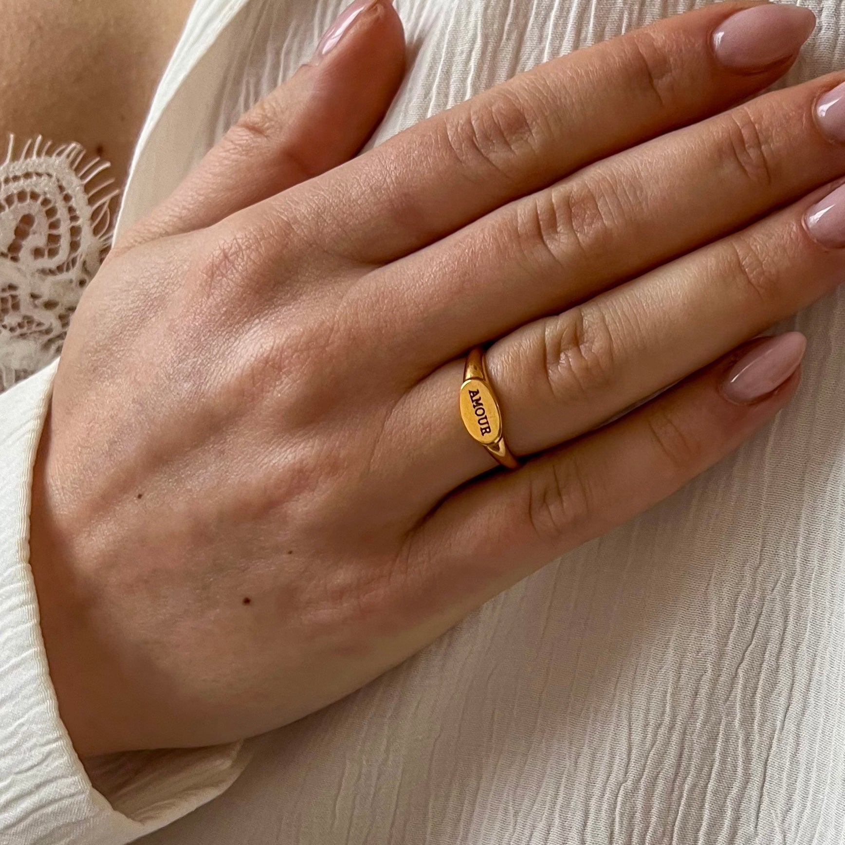 Engrave Ring Small - ByNouck Jewelry Engrave Ring Small - ByNouck Jewelry