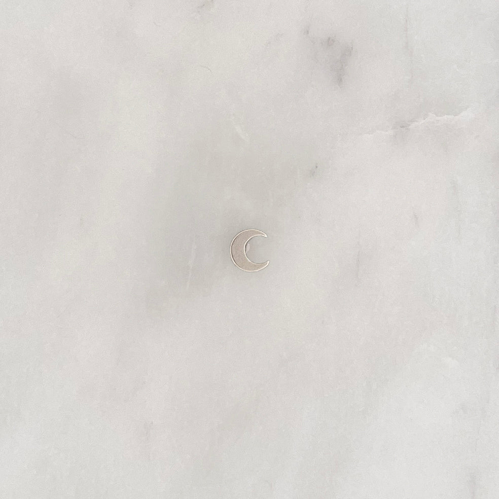 Sample Earstud Moon Silverplated - ByNouck Jewelry Sample Earstud Moon Silverplated - ByNouck Jewelry