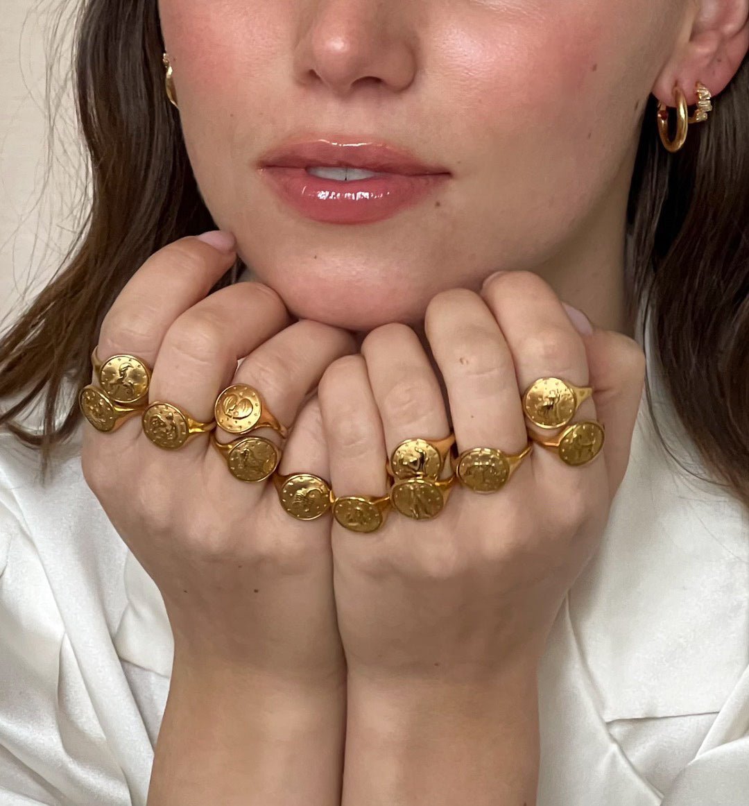 Sign Signet Ring - ByNouck Jewelry Sign Signet Ring - ByNouck Jewelry