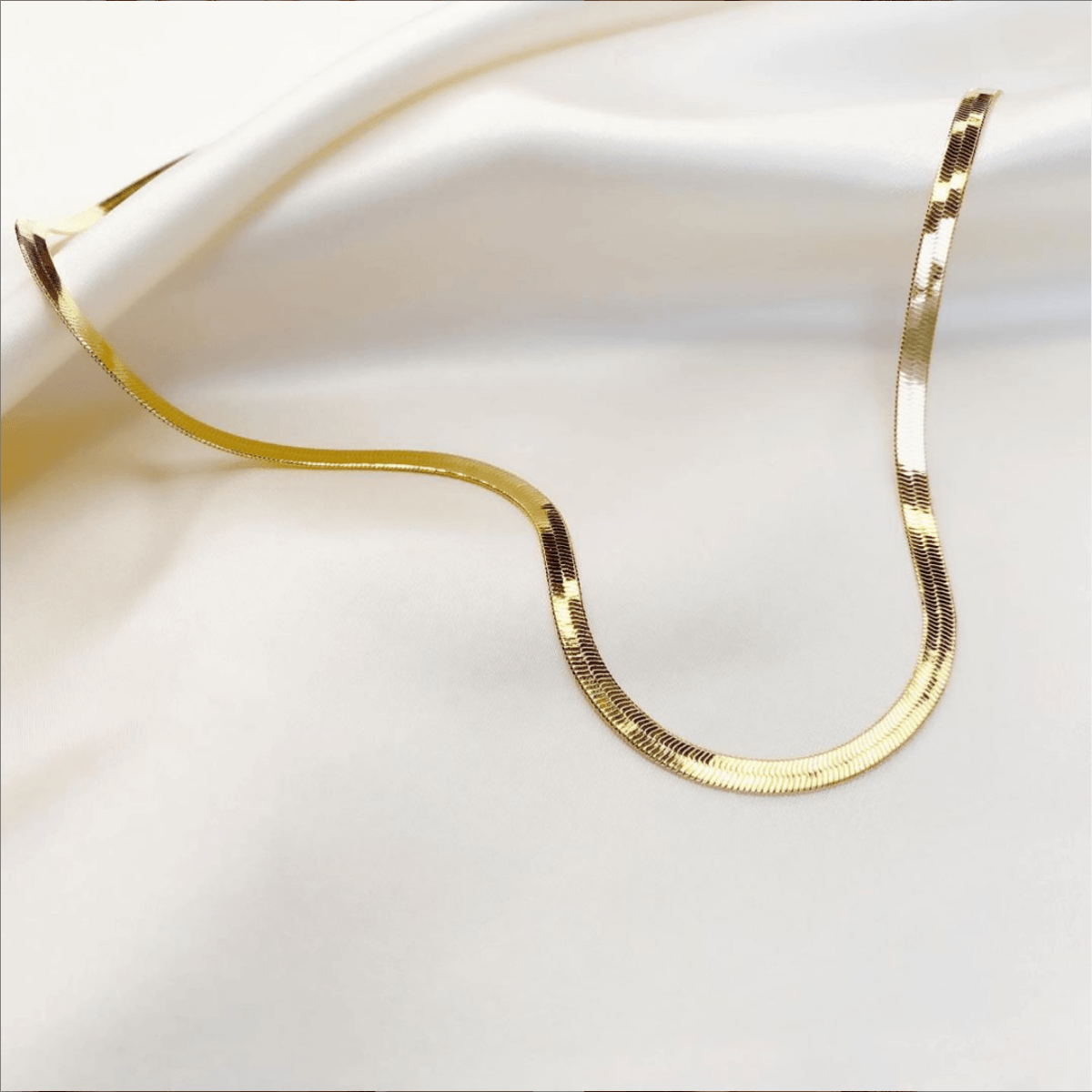 Flat Necklace - ByNouck Jewelry Flat Necklace - ByNouck Jewelry