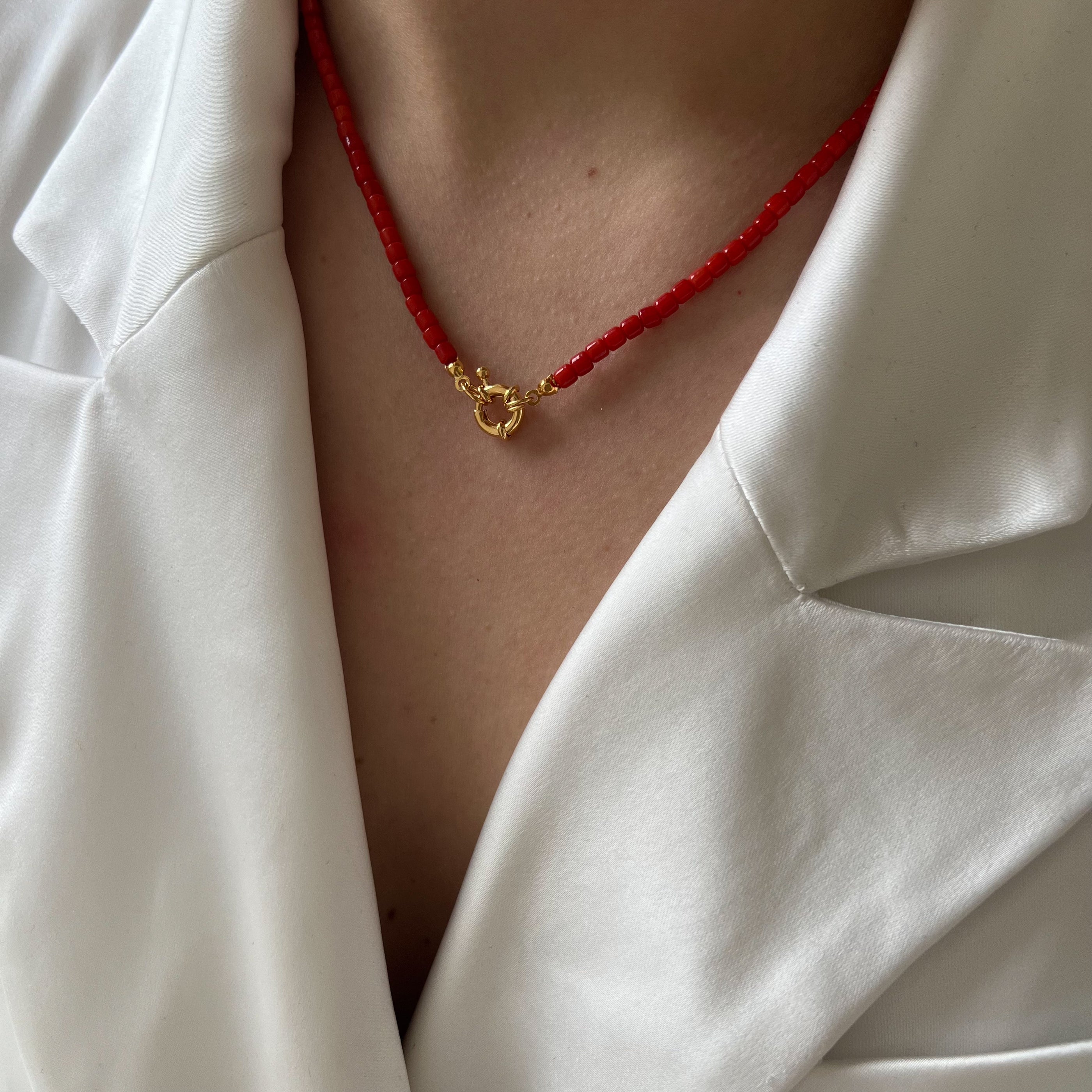 Red Cube Choker