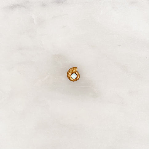 Earstud Opal Moonshell