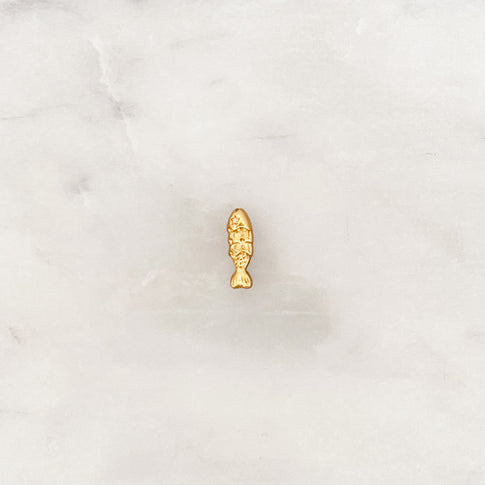 Earstud Tiny Fish