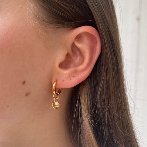 Earring Opal Shell