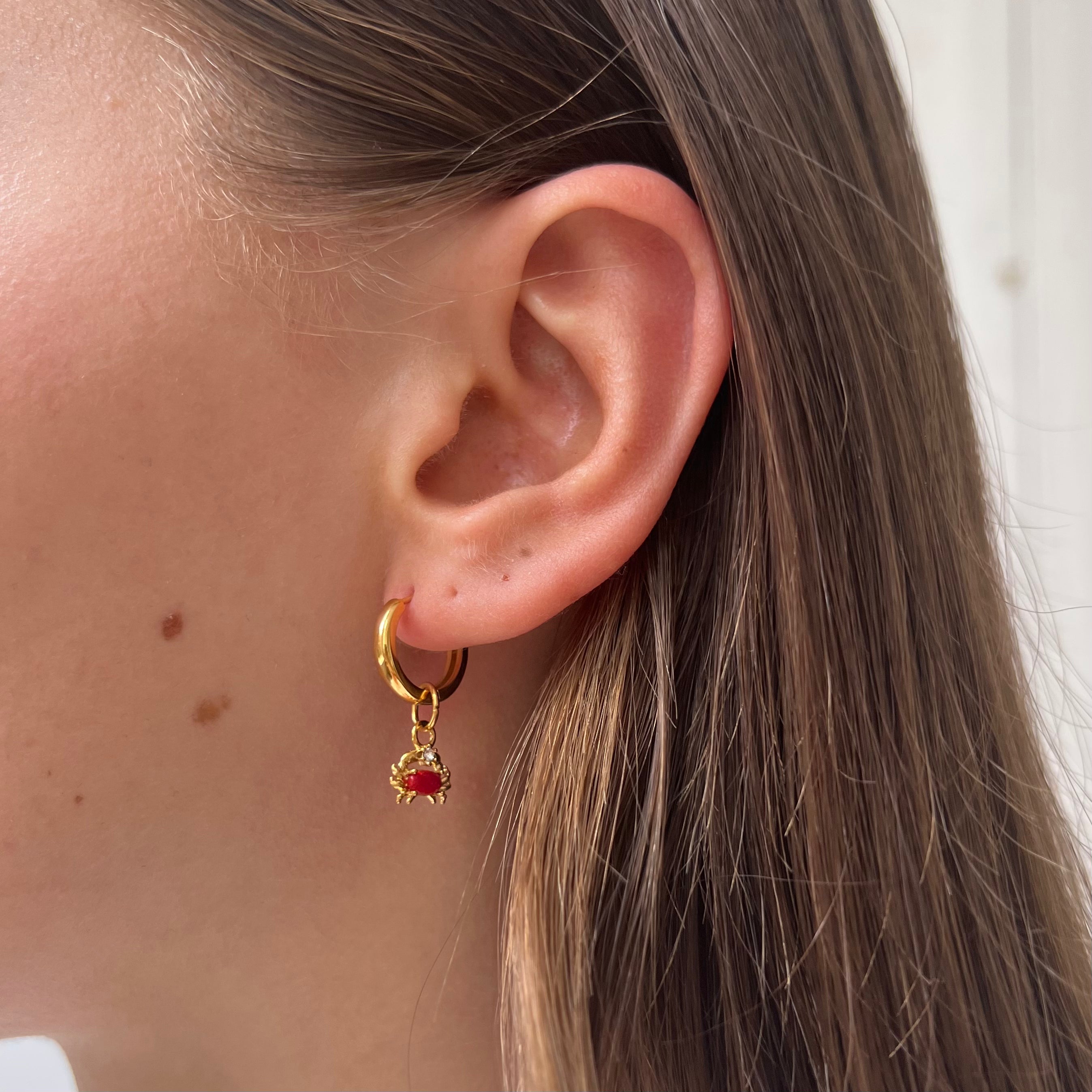 Earring Red Crabby