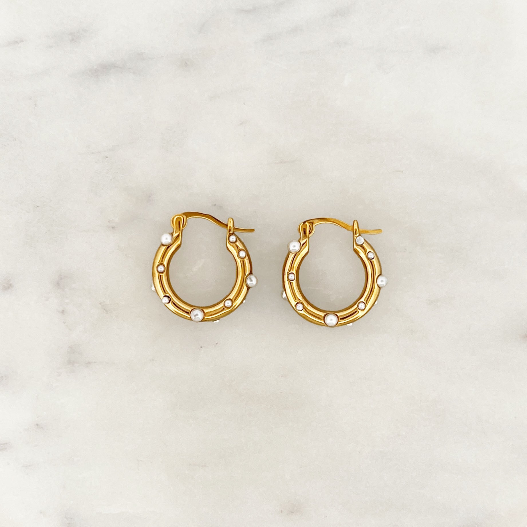 Glamour Pearl Hoop Set