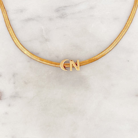 Flat Initial Choker Moon