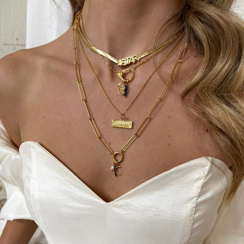 Flat Name Necklace Star - ByNouck Jewelry