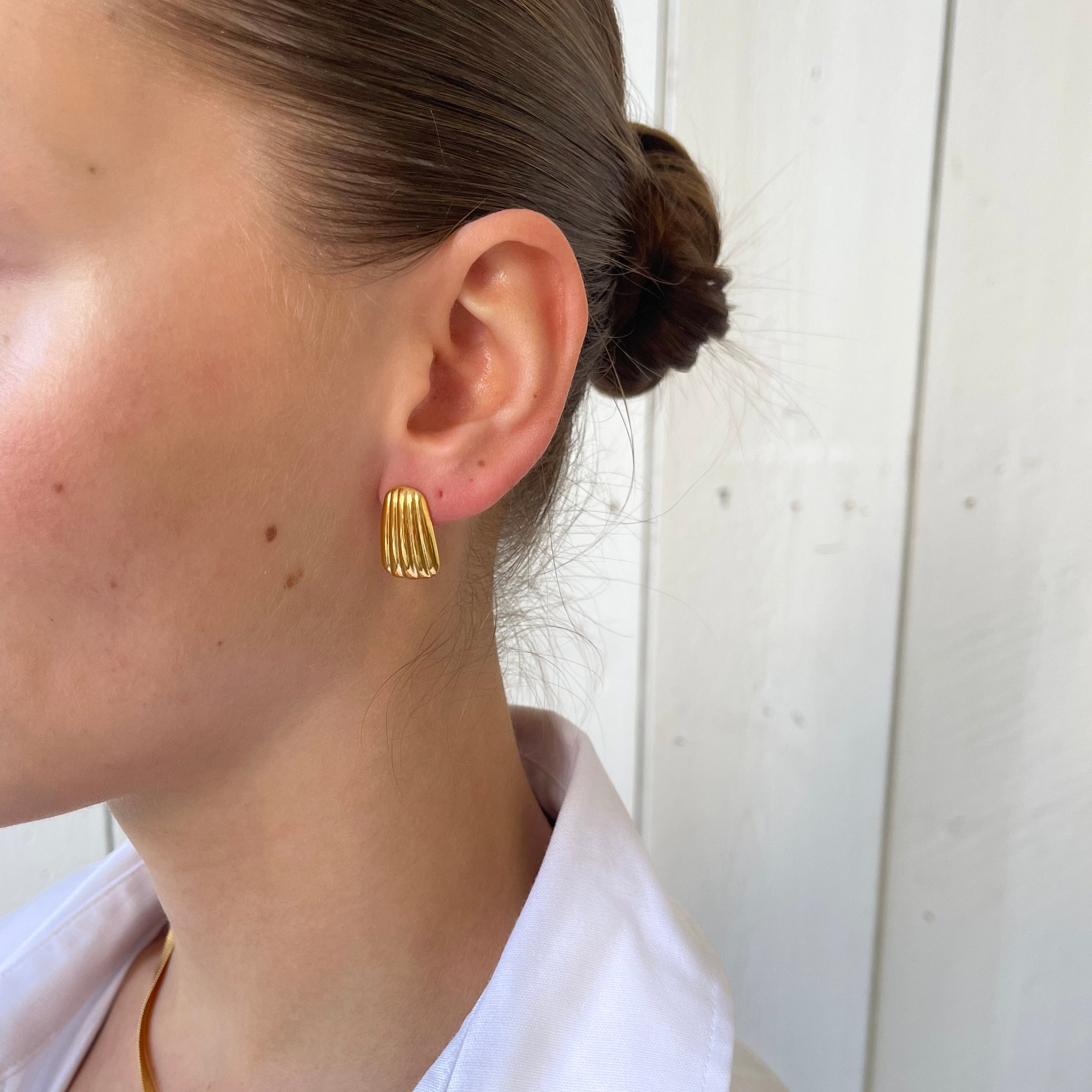 Wave Earstud Set