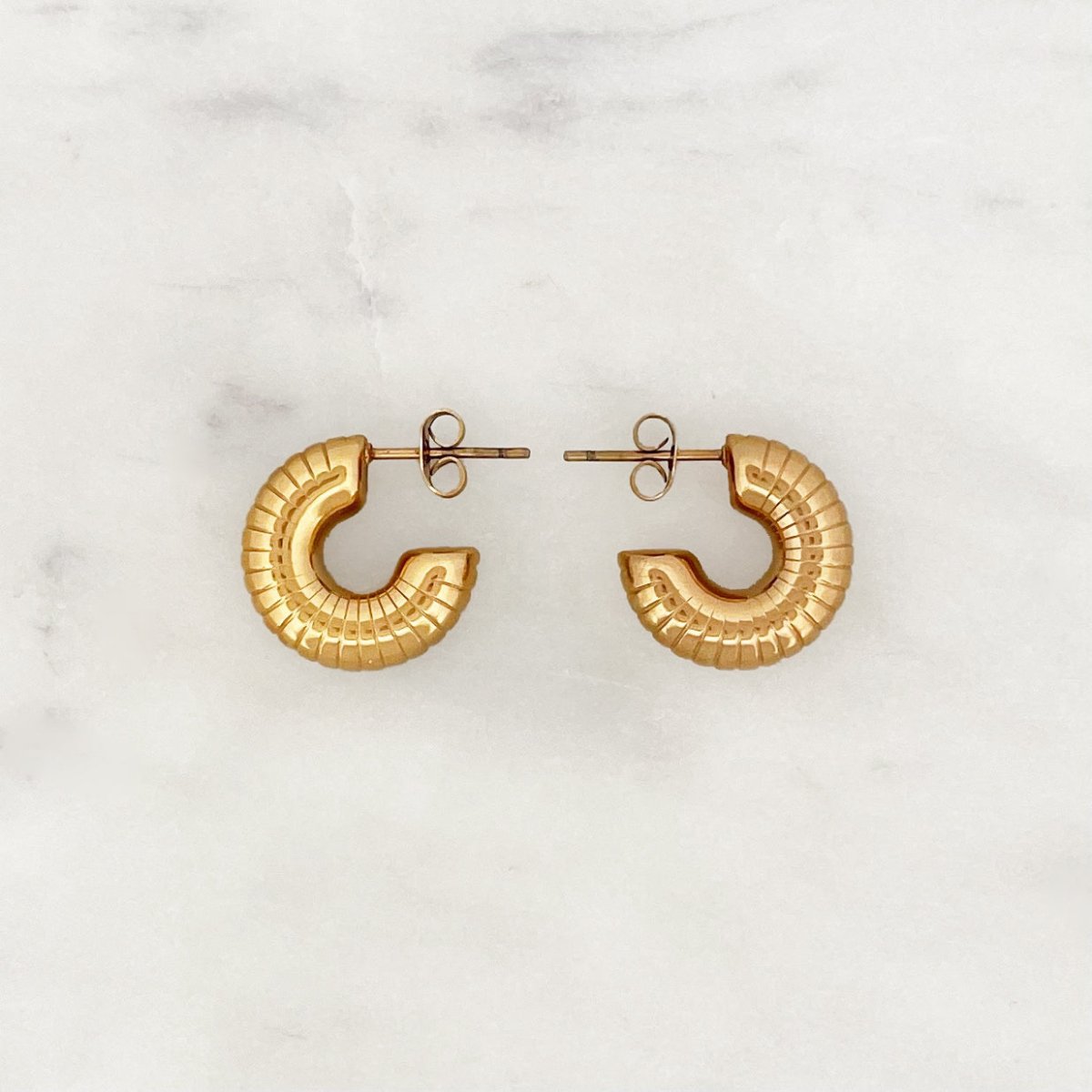 Small Thread Hoop Set - ByNouck Jewelry