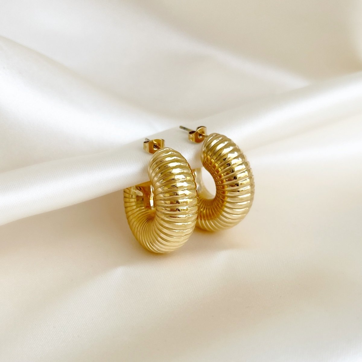 Thread Hoop Set - ByNouck Jewelry