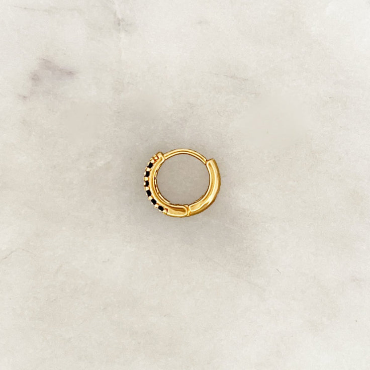 Tiny Hoop Onyx - ByNouck Jewelry