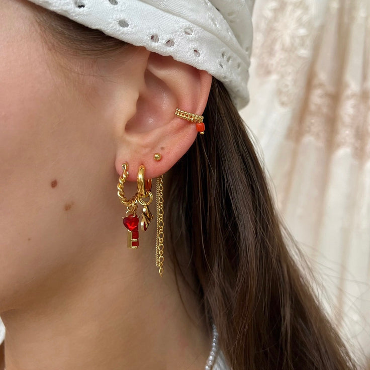 Ear Cuff Red Cube